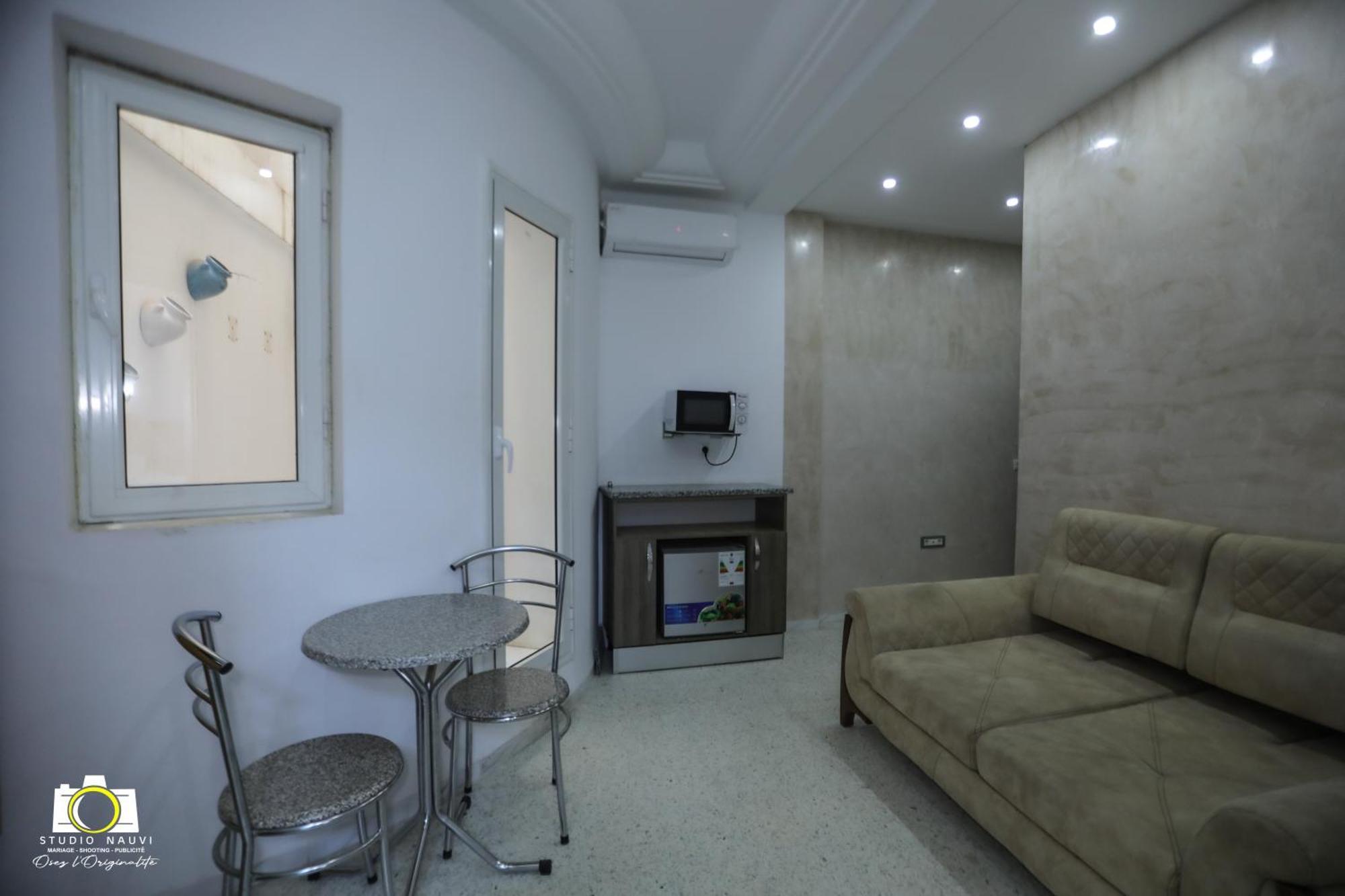 Apartmán Immeuble Gazbar Gábes Exteriér fotografie